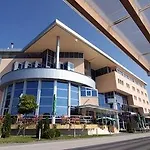Exclusive Hotel