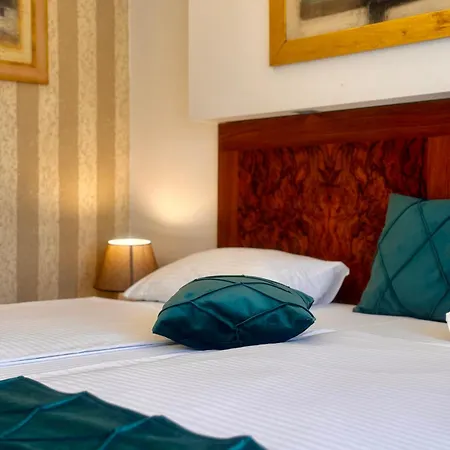 Hotel Exclusive