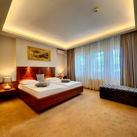 Hotel Exclusive 4*